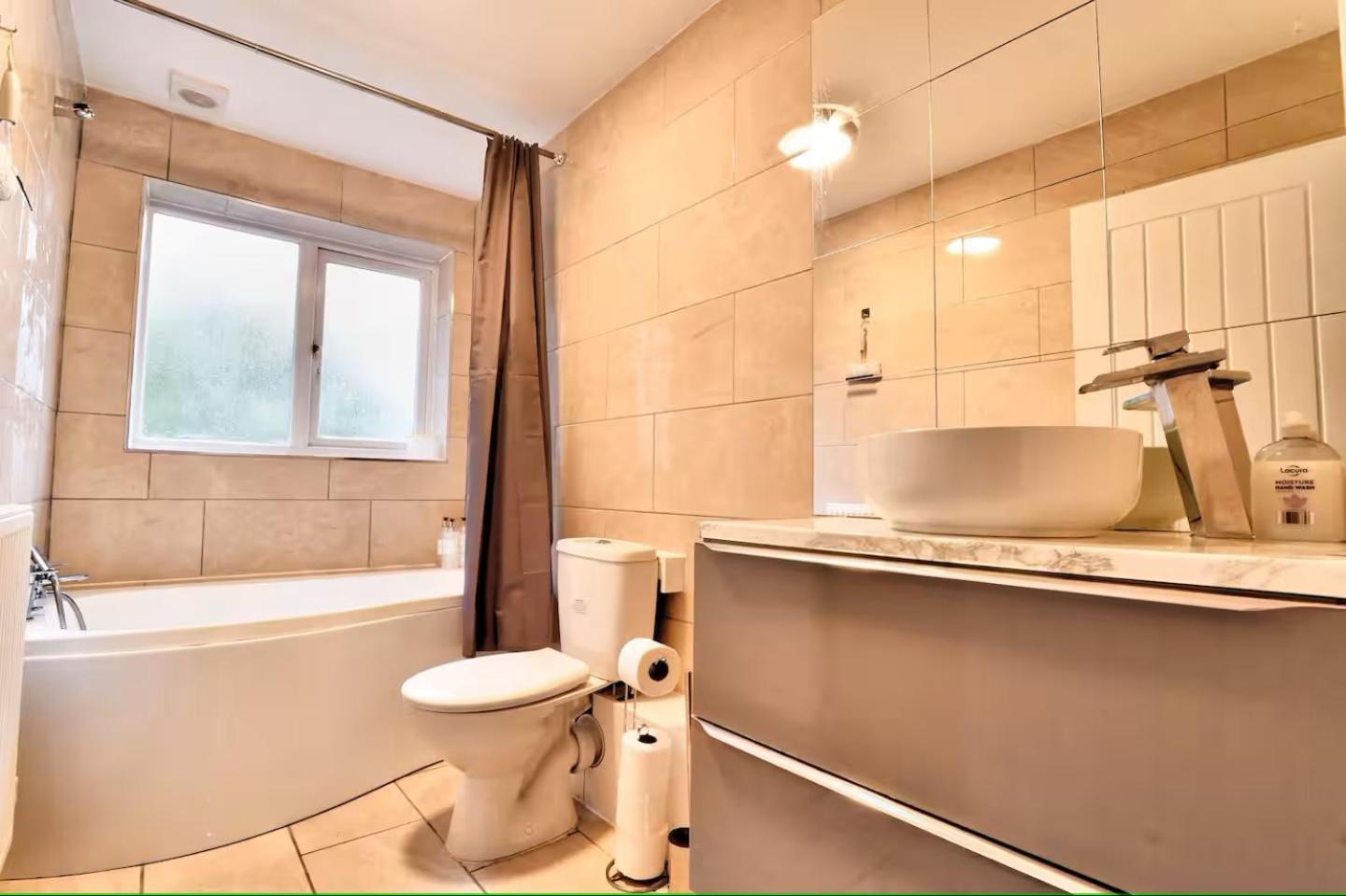Amazing Beautiful King Size Bedroom 1 - Heybridge  المظهر الخارجي الصورة